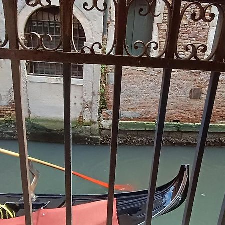 Ca Del Gambero Canal View ヴェネツィア エクステリア 写真
