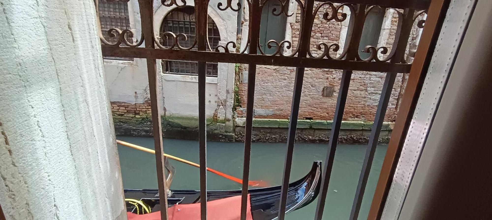 Ca Del Gambero Canal View ヴェネツィア エクステリア 写真